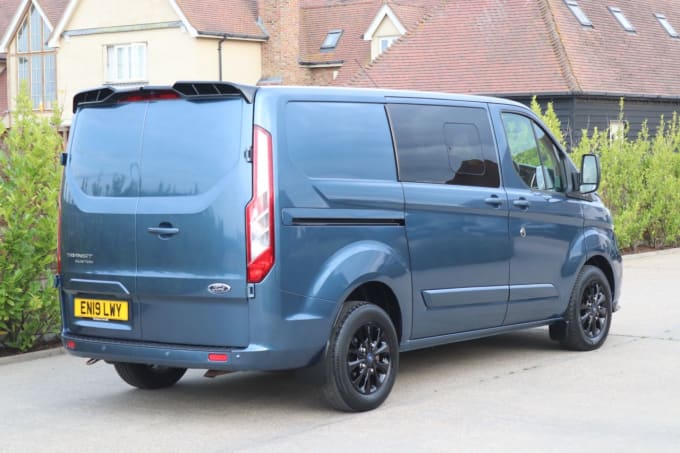 2025 Ford Transit Custom