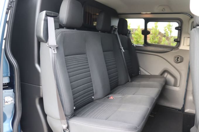 2025 Ford Transit Custom