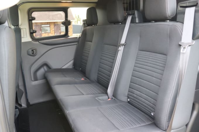 2025 Ford Transit Custom