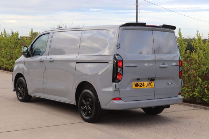 2024 Ford Transit Custom
