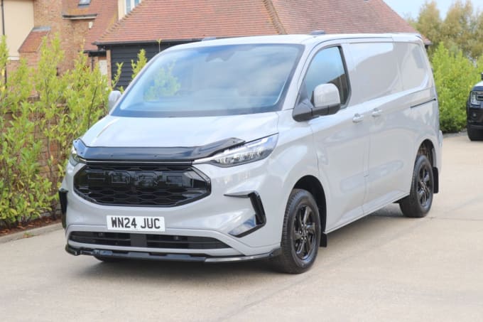 2024 Ford Transit Custom