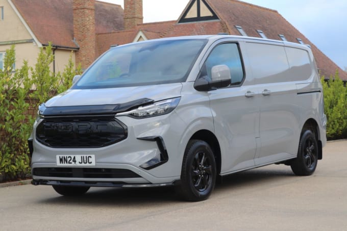 2024 Ford Transit Custom