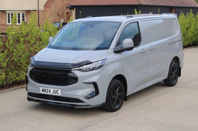 2024 Ford Transit Custom