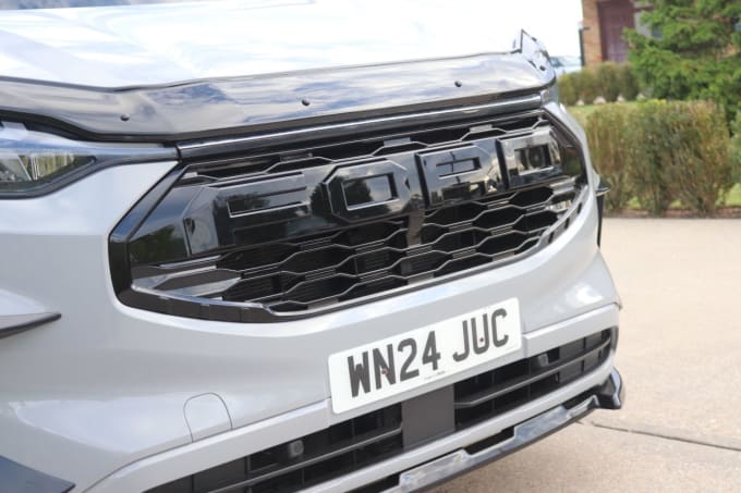 2024 Ford Transit Custom