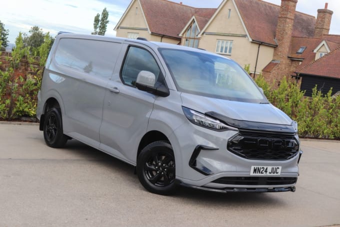 2024 Ford Transit Custom