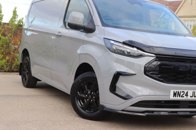 2024 Ford Transit Custom