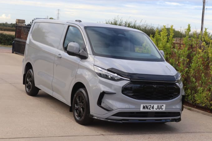 2024 Ford Transit Custom