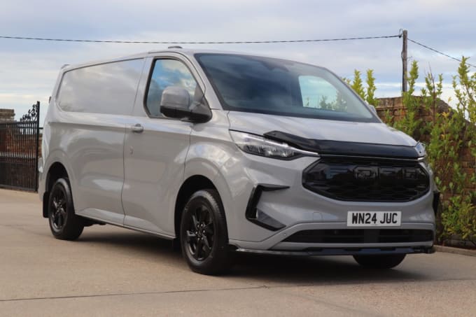 2024 Ford Transit Custom