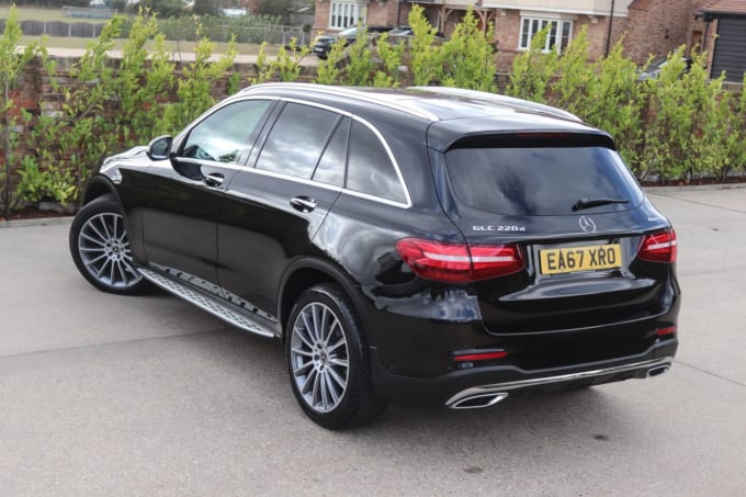 2025 Mercedes-benz Glc