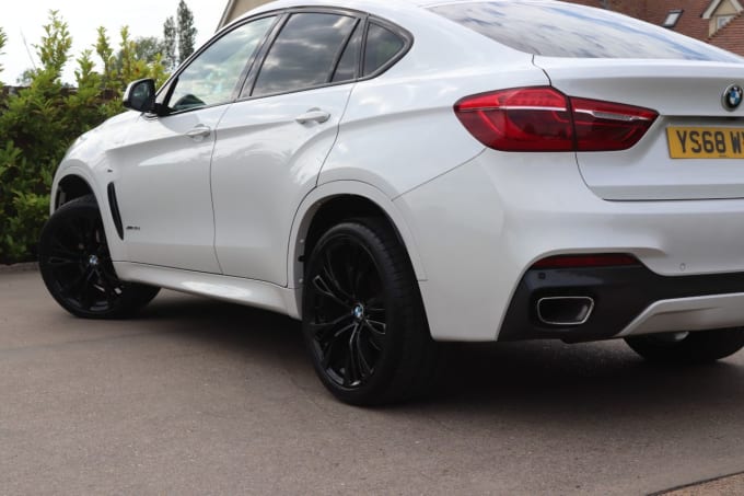 2025 BMW X6