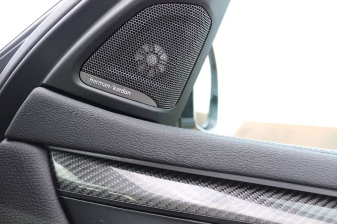 2025 BMW X6