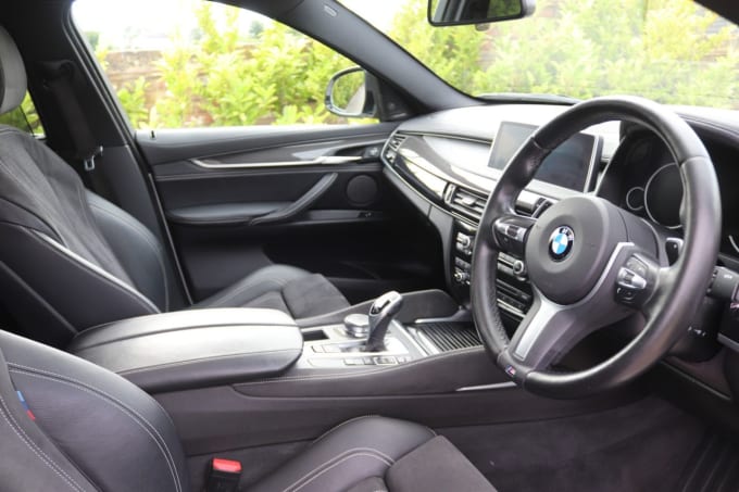 2025 BMW X6