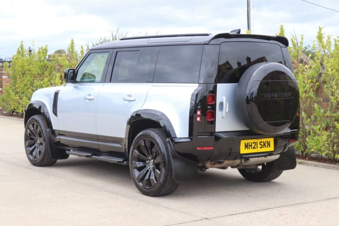 2025 Land Rover Defender