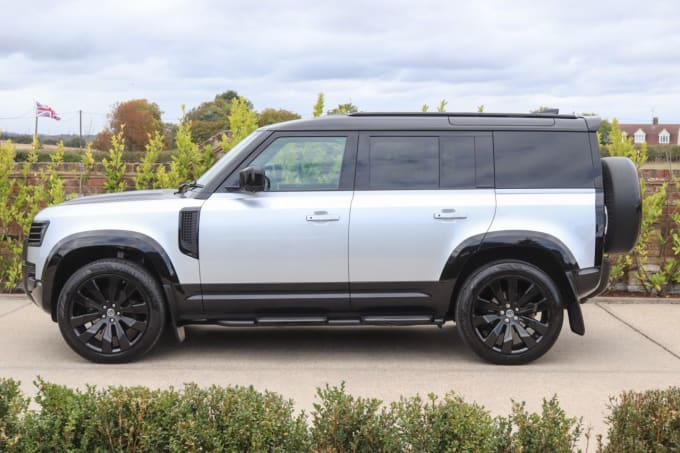 2025 Land Rover Defender