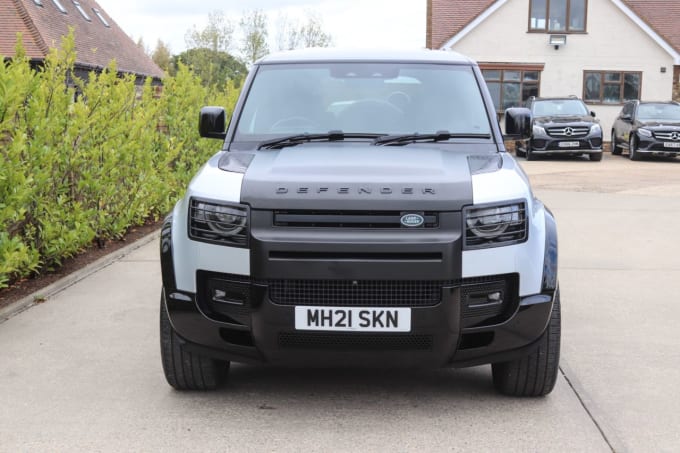 2025 Land Rover Defender