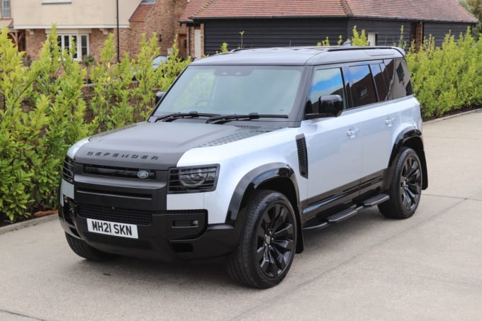 2025 Land Rover Defender