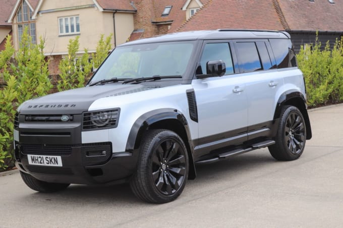 2025 Land Rover Defender