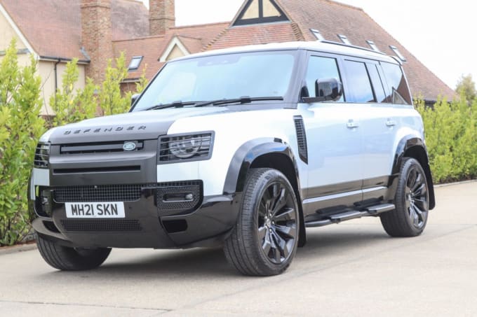 2025 Land Rover Defender