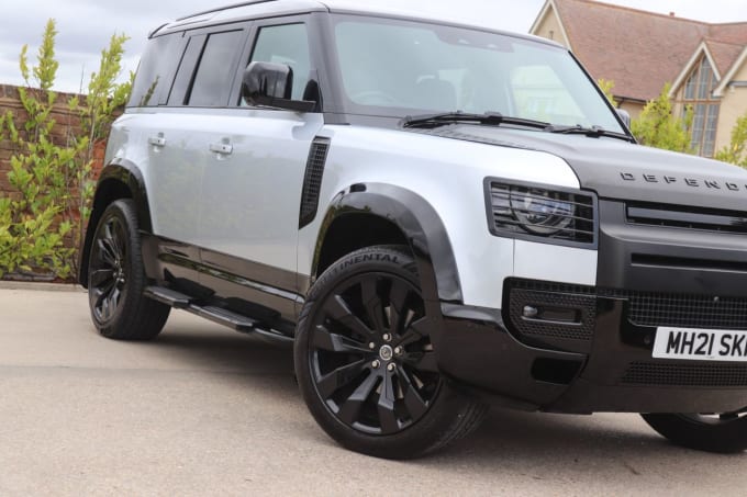 2025 Land Rover Defender