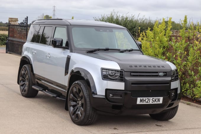 2025 Land Rover Defender