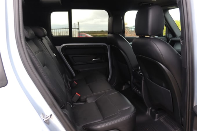 2025 Land Rover Defender