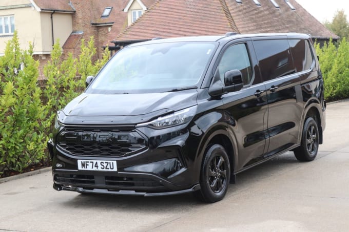 2024 Ford Transit Custom