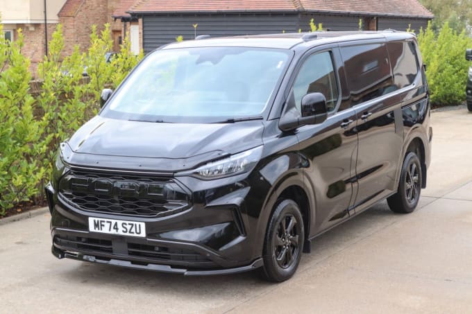 2024 Ford Transit Custom