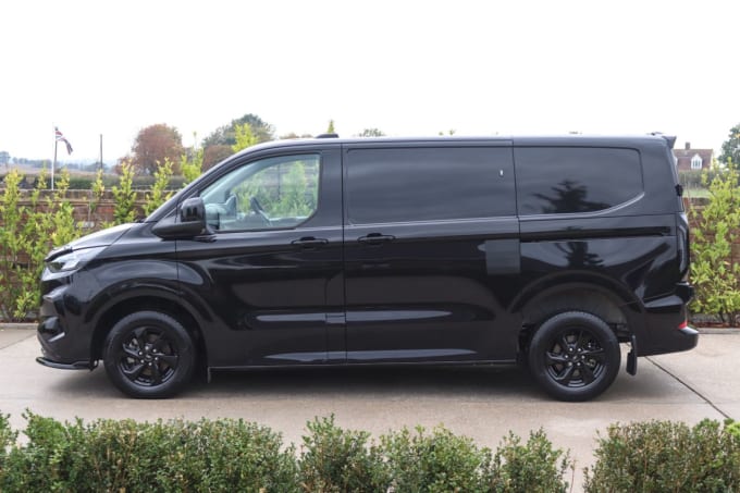 2024 Ford Transit Custom