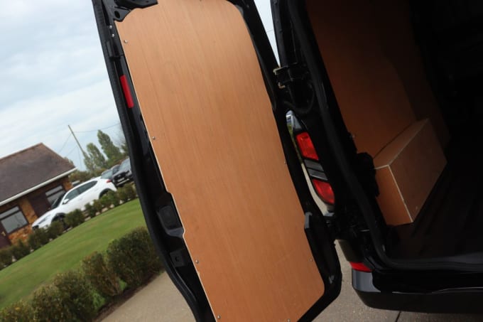 2024 Ford Transit Custom