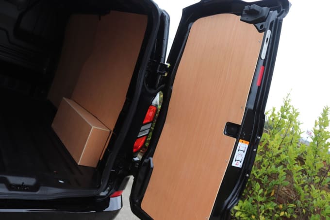 2024 Ford Transit Custom