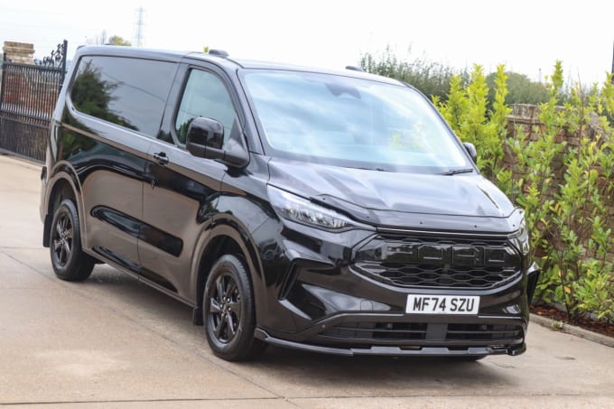 2024 Ford Transit Custom