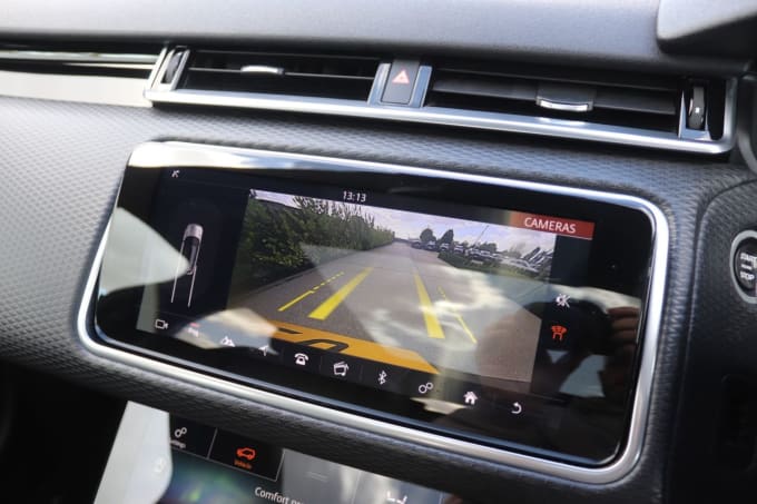 2025 Land Rover Range Rover Velar
