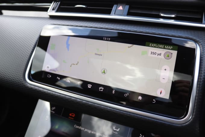 2025 Land Rover Range Rover Velar