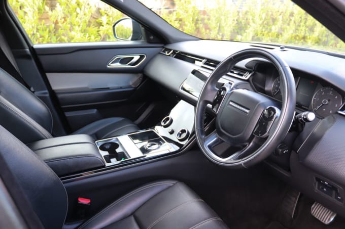 2025 Land Rover Range Rover Velar