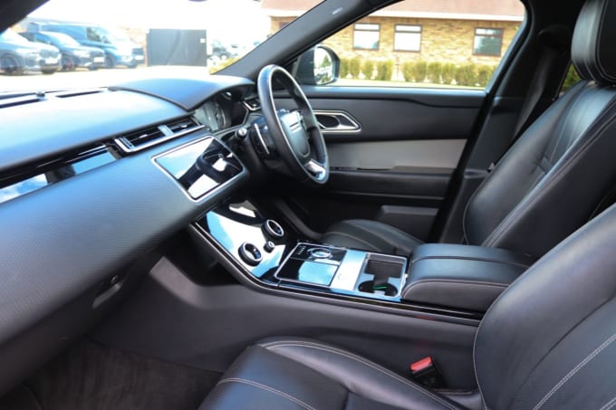 2025 Land Rover Range Rover Velar