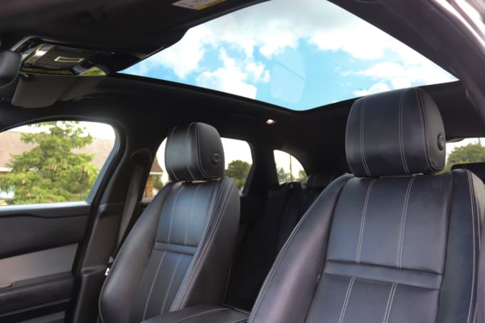 2025 Land Rover Range Rover Velar