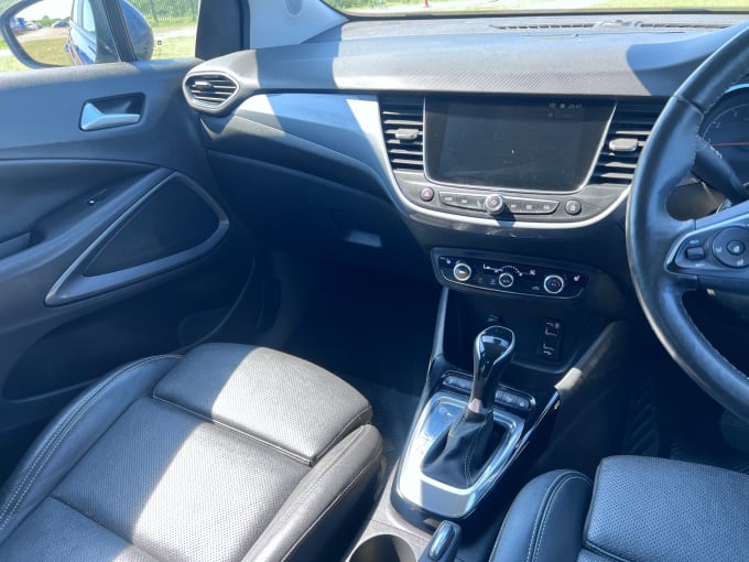 2025 Vauxhall Crossland X