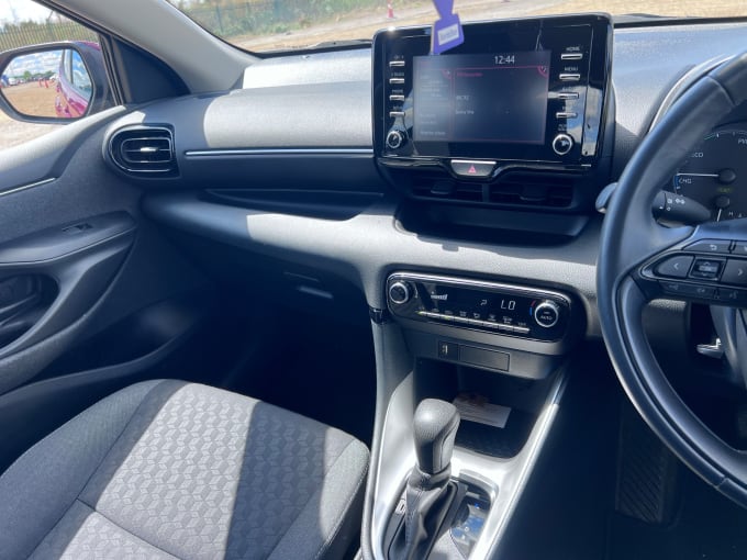 2025 Toyota Yaris