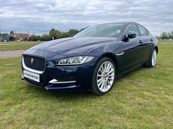 2017 Jaguar Xe