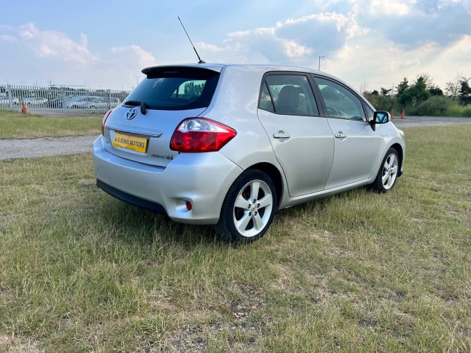 2025 Toyota Auris