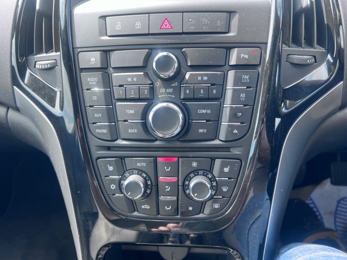 2025 Vauxhall Astra
