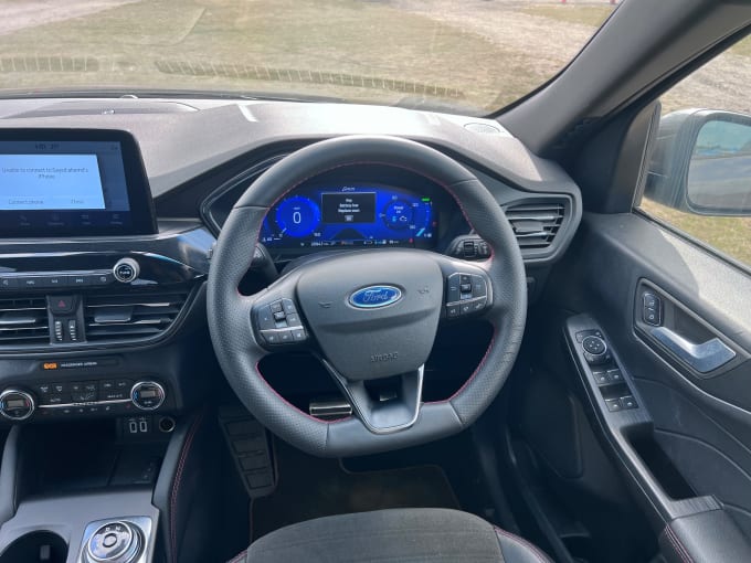 2025 Ford Kuga