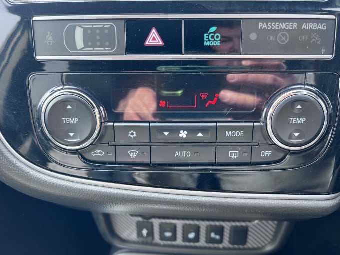2025 Mitsubishi Outlander