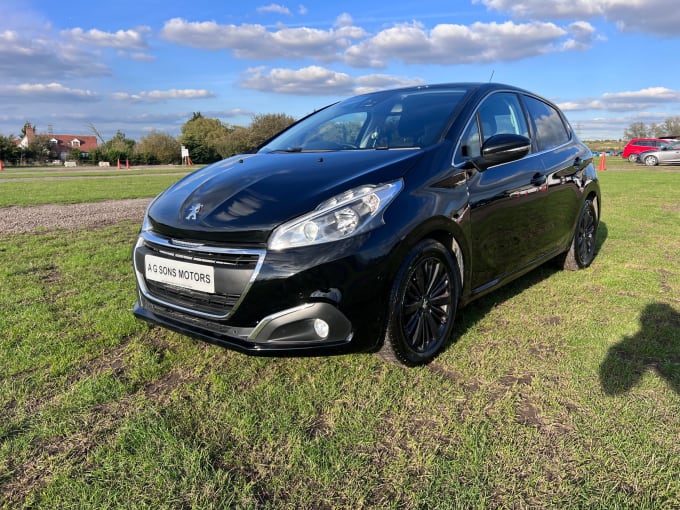 2025 Peugeot 208