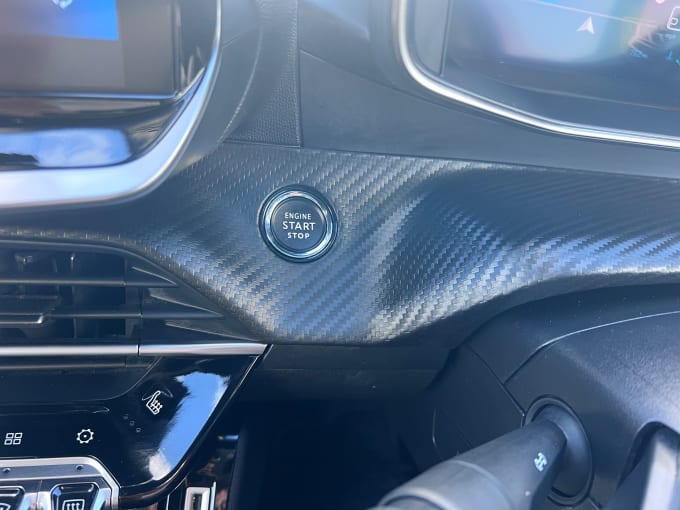 2025 Peugeot 2008
