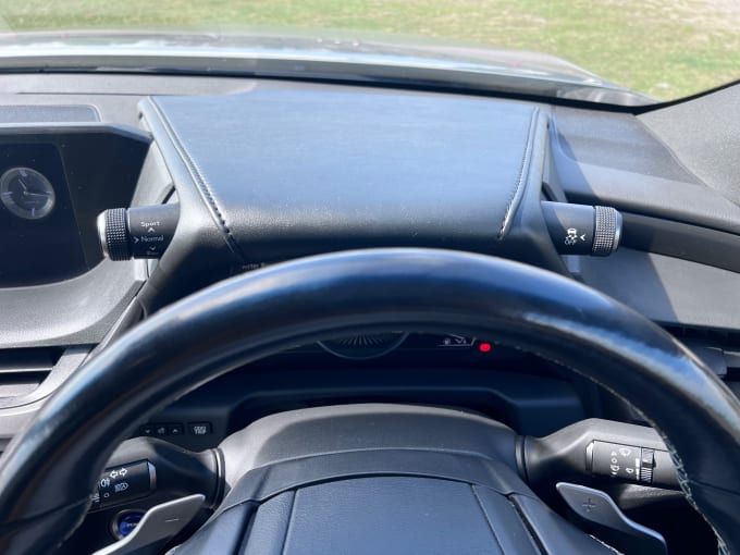2025 Lexus Es 300h