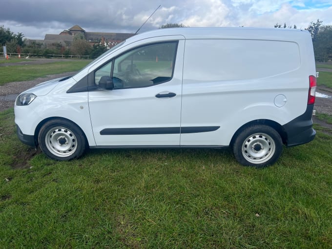 2020 Ford Transit Courier