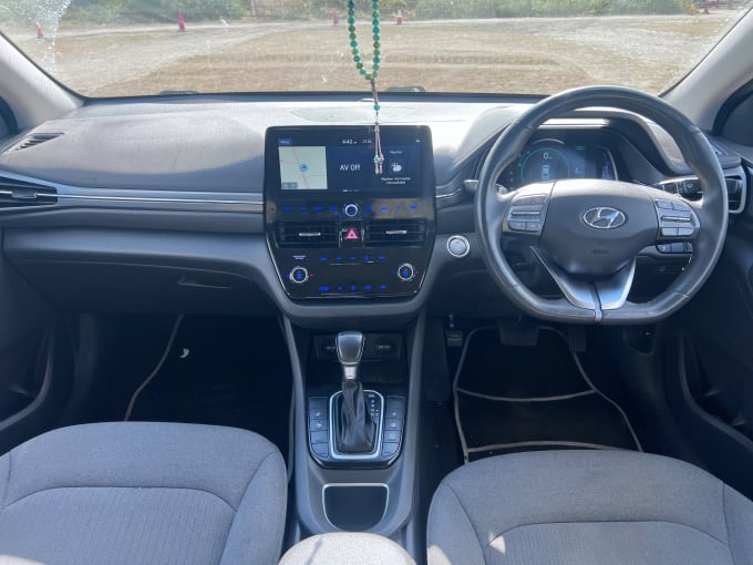 2025 Hyundai Ioniq