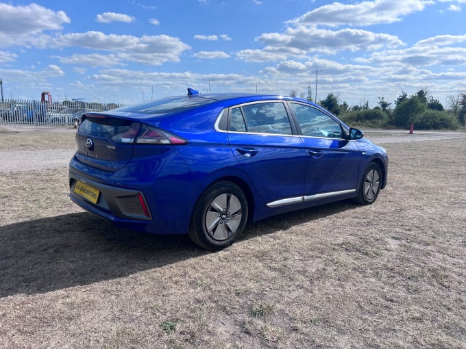 2025 Hyundai Ioniq