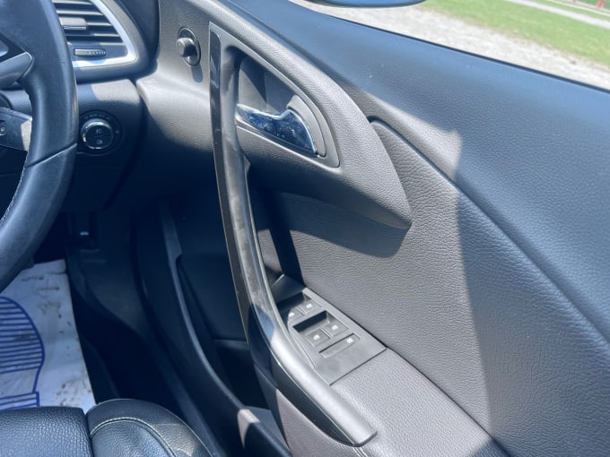 2025 Vauxhall Astra